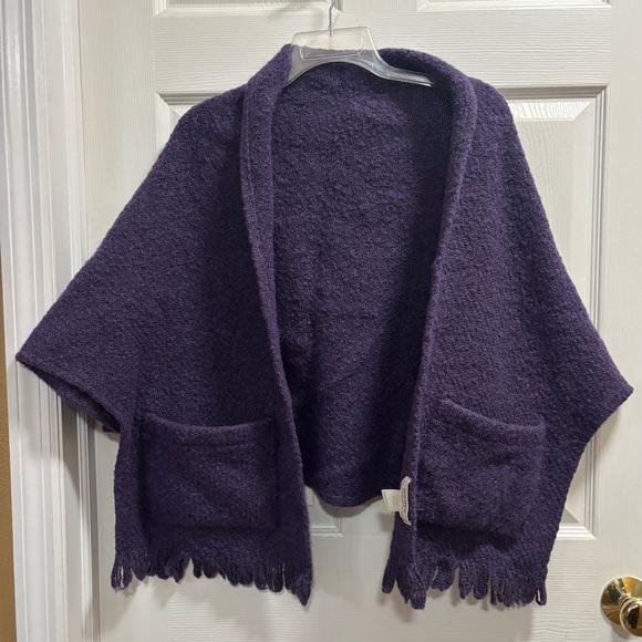 Weave of the Irish Shawl/Wrap - Picture 3 of 10